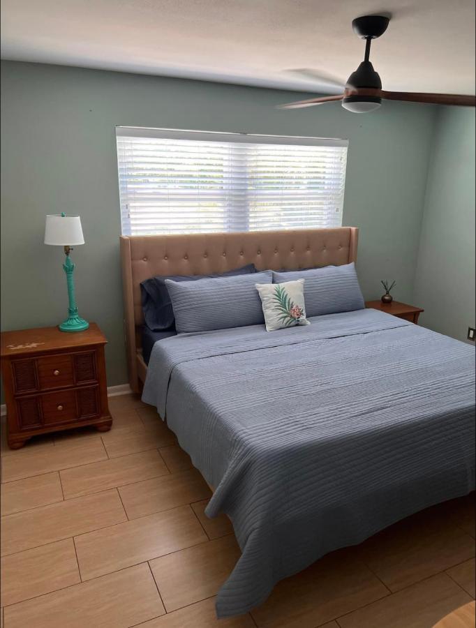 Cheerful Home With One Bedroom كيب كورال المظهر الخارجي الصورة